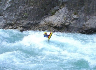  白水游泳 卡斯特拉 